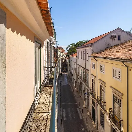 Apartment Whome Hideaway In Lively Rua Da Rosa *