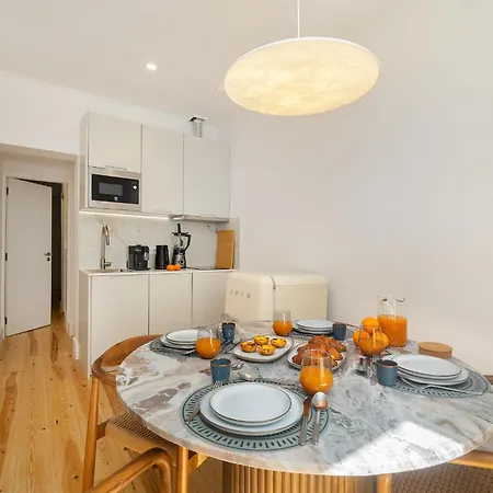 Апартаменты Whome Hideaway In Lively Rua Da Rosa *
