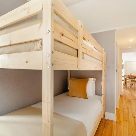 Lejlighed Whome Hideaway In Lively Rua Da Rosa *